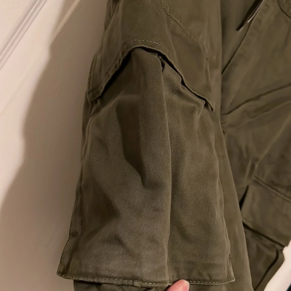 NWT J Crew 10'' cargo short